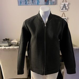 EVERLANE bomber jacket - Brand new never worn size M - runs a bit small